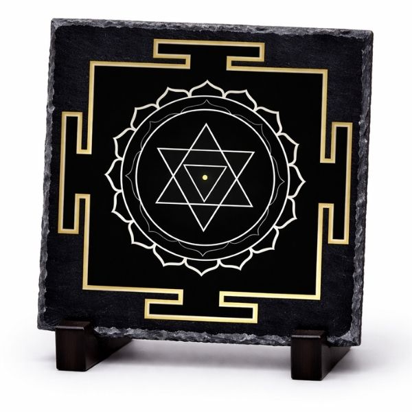 Bhagalamukhi Yantra – Negatif Enerjiyi Durdurma, Koruma ve Güç Enerjisi