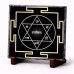 Dattatreya Yantra – İlahi Bilgelik ve Ruhsal Koruma Sembolü